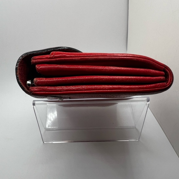 GUC Louis Vuitton Red Iris Mahina Wallet - Picture 4 of 9